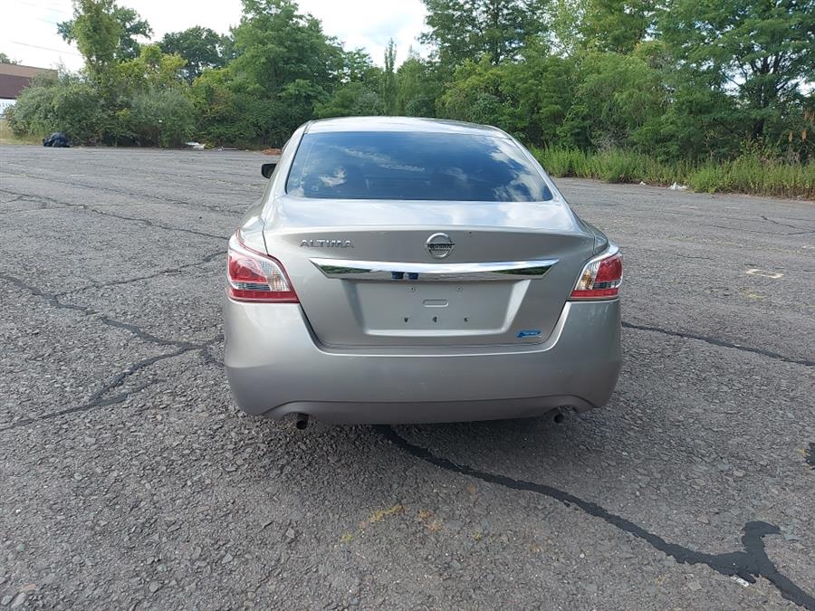 2013 Nissan Altima 4dr Sdn I4 2.5 S, available for sale in West Hartford, Connecticut | Chadrad Motors llc. West Hartford, Connecticut 2013 Nissan Altima 4dr Sdn I4 2.5 S, available for sale in West Hartford, Connecticut | Chadrad Motors llc. West Hartford, Connecticut