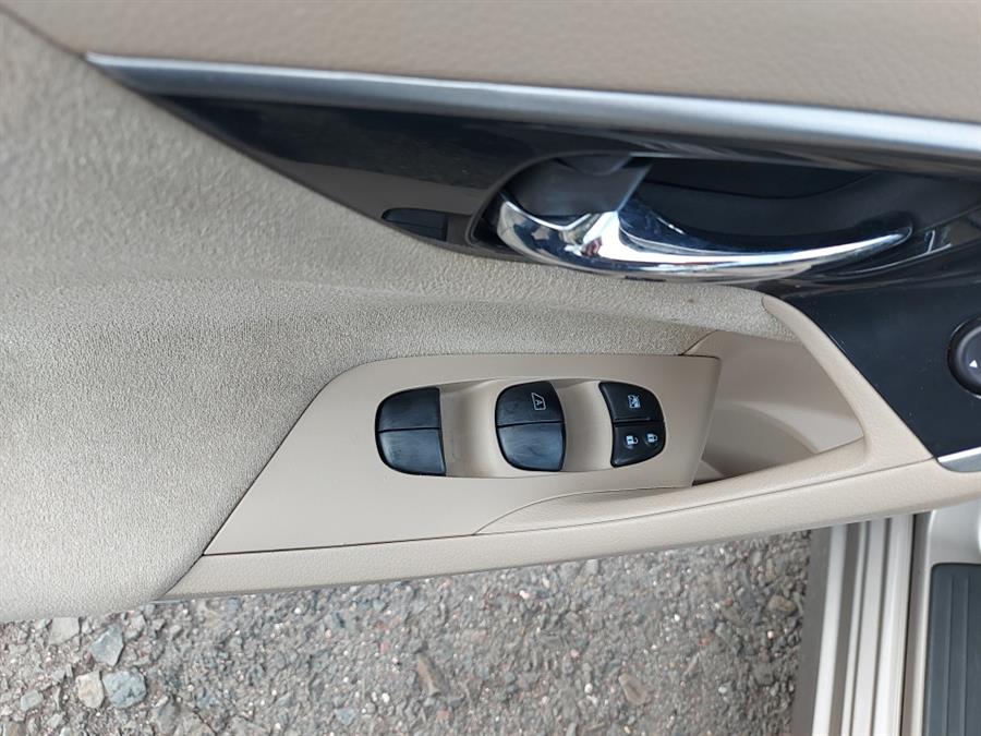 2013 Nissan Altima 4dr Sdn I4 2.5 S, available for sale in West Hartford, Connecticut | Chadrad Motors llc. West Hartford, Connecticut 2013 Nissan Altima 4dr Sdn I4 2.5 S, available for sale in West Hartford, Connecticut | Chadrad Motors llc. West Hartford, Connecticut