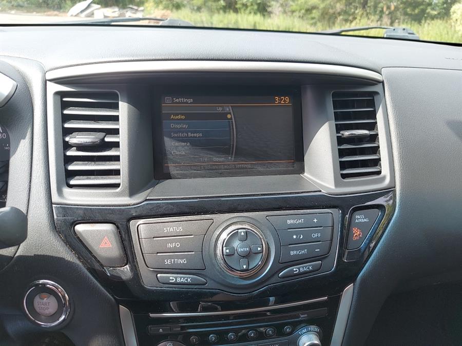 2013 Nissan Pathfinder 4WD 4dr SV, available for sale in West Hartford, Connecticut | Chadrad Motors llc. West Hartford, Connecticut 2013 Nissan Pathfinder 4WD 4dr SV, available for sale in West Hartford, Connecticut | Chadrad Motors llc. West Hartford, Connecticut