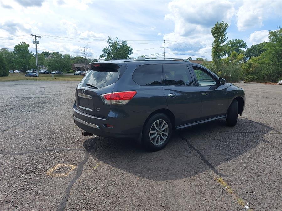 2013 Nissan Pathfinder 4WD 4dr SV, available for sale in West Hartford, Connecticut | Chadrad Motors llc. West Hartford, Connecticut 2013 Nissan Pathfinder 4WD 4dr SV, available for sale in West Hartford, Connecticut | Chadrad Motors llc. West Hartford, Connecticut