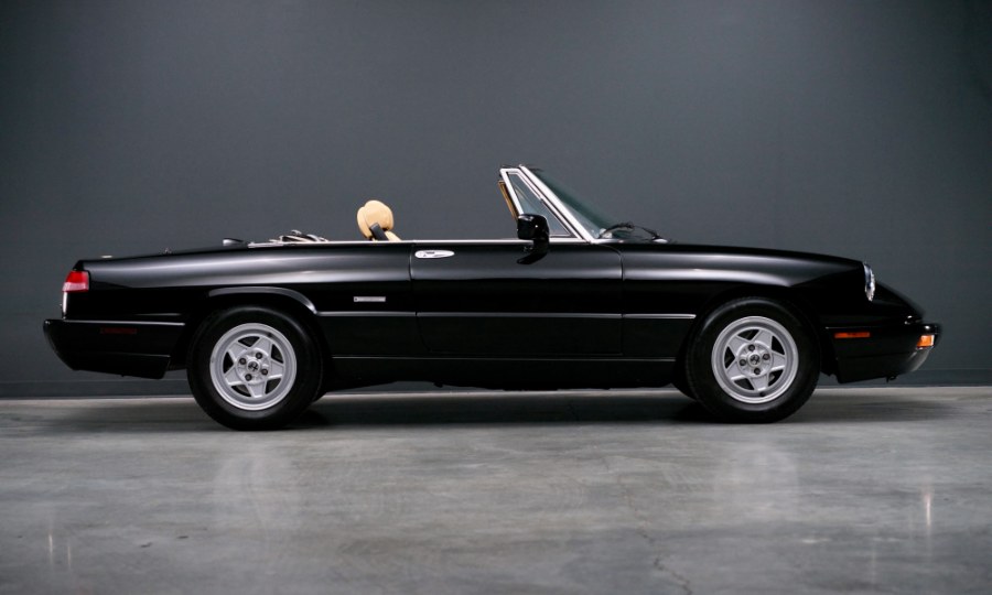 Used Alfa Romeo Spider Veloce Base 1992 | Meccanic Shop North Inc. North Salem, New York Used Alfa Romeo Spider Veloce Base 1992 | Meccanic Shop North Inc. North Salem, New York