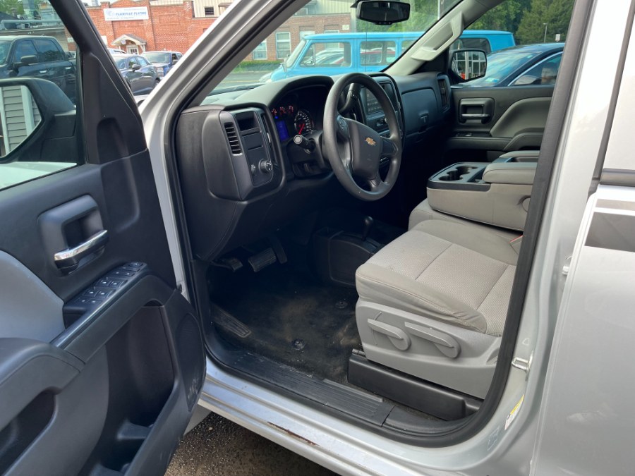 Used Chevrolet Silverado 1500 4WD Double Cab 143.5" Custom 2016 | Chris's Auto Clinic. Plainville, Connecticut Used Chevrolet Silverado 1500 4WD Double Cab 143.5" Custom 2016 | Chris's Auto Clinic. Plainville, Connecticut
