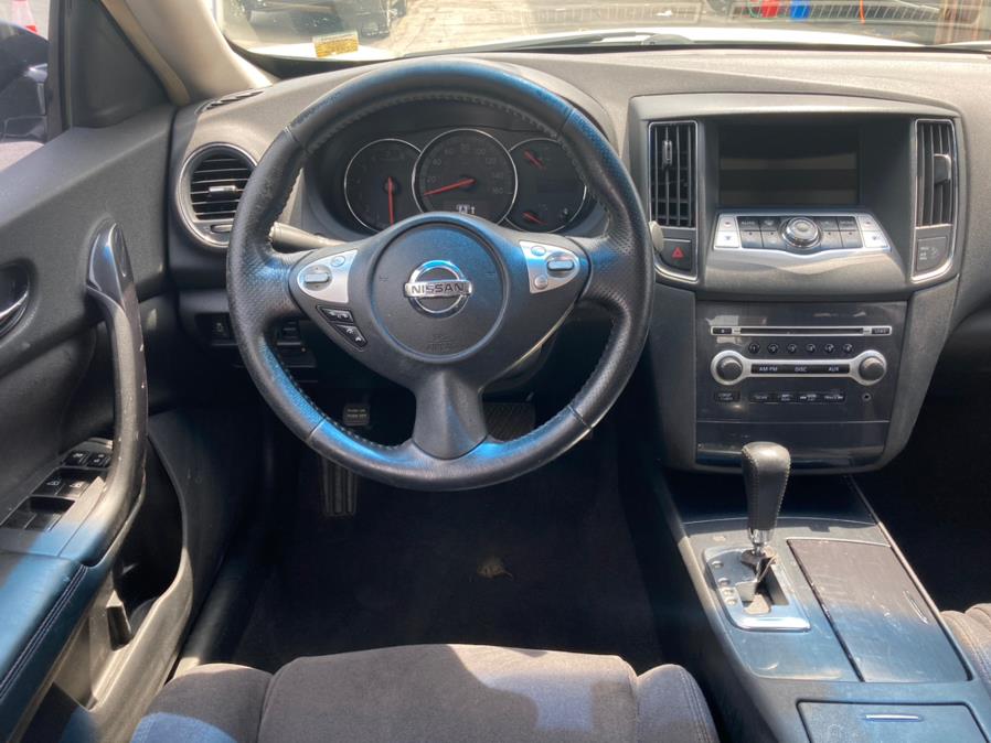 2014 Nissan Maxima 4dr Sdn 3.5 SV, available for sale in Brooklyn, New York | Carsbuck Inc.. Brooklyn, New York 2014 Nissan Maxima 4dr Sdn 3.5 SV, available for sale in Brooklyn, New York | Carsbuck Inc.. Brooklyn, New York