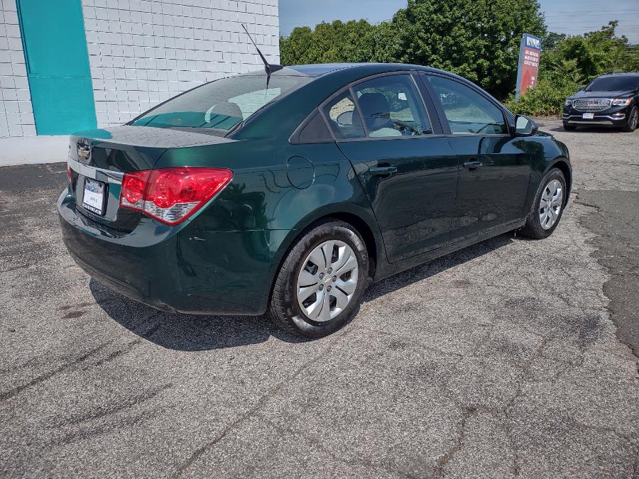 Used Chevrolet Cruze 4dr Sdn Auto LS 2014 | Dealertown Auto Wholesalers. Milford, Connecticut Used Chevrolet Cruze 4dr Sdn Auto LS 2014 | Dealertown Auto Wholesalers. Milford, Connecticut