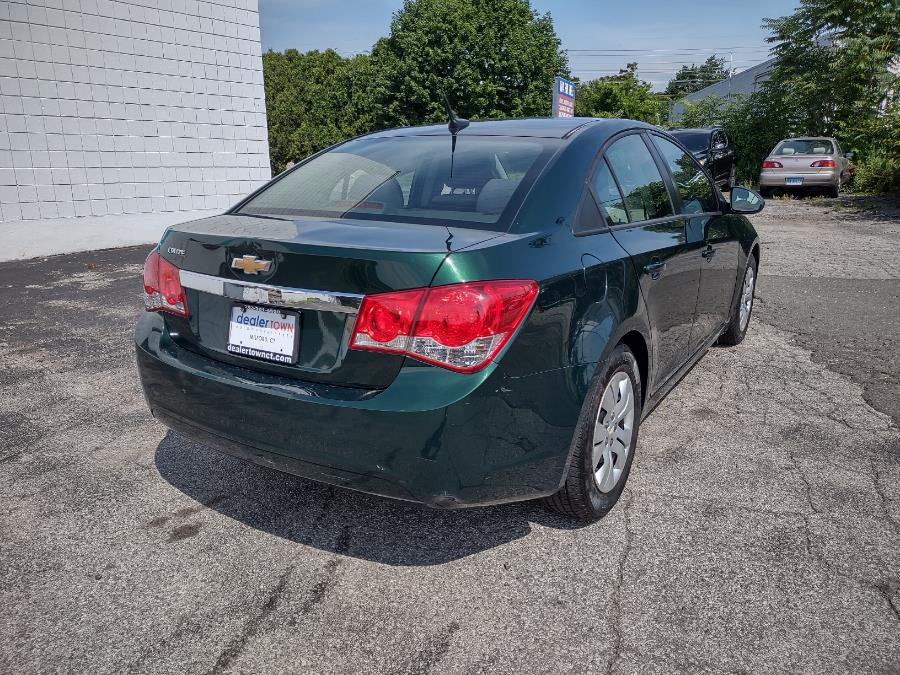 Used Chevrolet Cruze 4dr Sdn Auto LS 2014 | Dealertown Auto Wholesalers. Milford, Connecticut Used Chevrolet Cruze 4dr Sdn Auto LS 2014 | Dealertown Auto Wholesalers. Milford, Connecticut