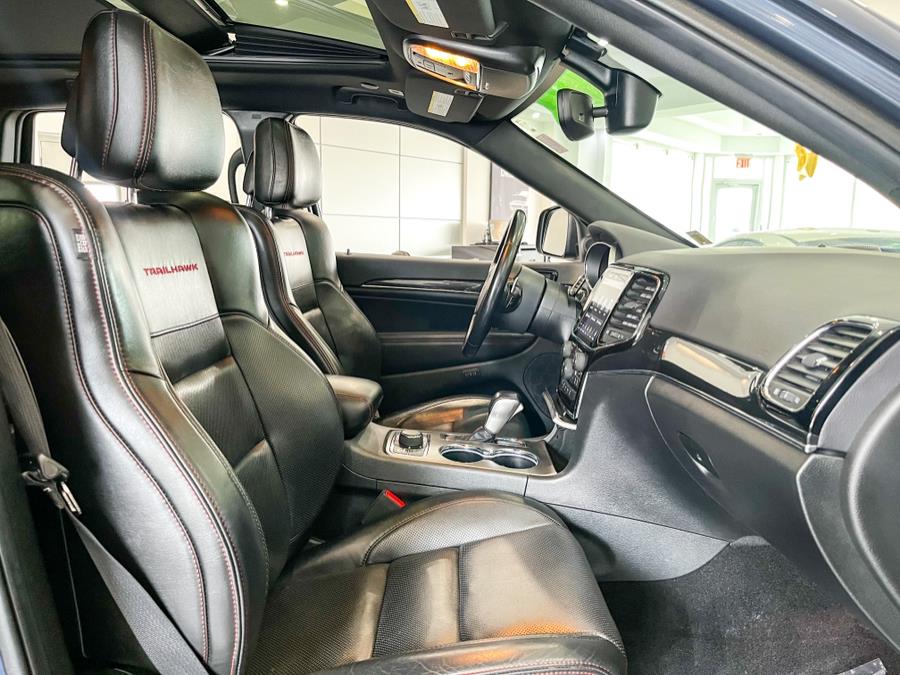 Used Jeep Grand Cherokee Trailhawk 4x4 2020 | Luxury Motor Club. Franklin Square, New York Used Jeep Grand Cherokee Trailhawk 4x4 2020 | Luxury Motor Club. Franklin Square, New York