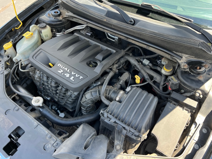 Used Dodge Avenger 4dr Sdn SE 2013 | Marsh Auto Sales LLC. Ortonville, Michigan Used Dodge Avenger 4dr Sdn SE 2013 | Marsh Auto Sales LLC. Ortonville, Michigan