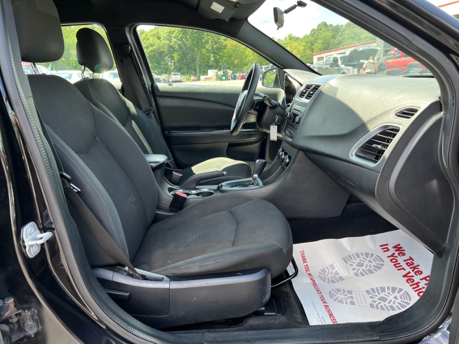 Used Dodge Avenger 4dr Sdn SE 2013 | Marsh Auto Sales LLC. Ortonville, Michigan Used Dodge Avenger 4dr Sdn SE 2013 | Marsh Auto Sales LLC. Ortonville, Michigan