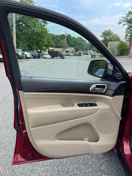 2014 Jeep Grand Cherokee RWD 4dr Laredo, available for sale in Ashland, Massachusetts | New Beginning Auto Service Inc. Ashland, Massachusetts 2014 Jeep Grand Cherokee RWD 4dr Laredo, available for sale in Ashland, Massachusetts | New Beginning Auto Service Inc. Ashland, Massachusetts