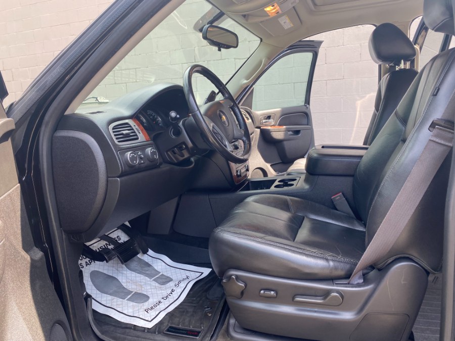 Used Chevrolet Tahoe 4WD 4dr 1500 LT 2013 | M&M Motors International. Clinton, Connecticut Used Chevrolet Tahoe 4WD 4dr 1500 LT 2013 | M&M Motors International. Clinton, Connecticut