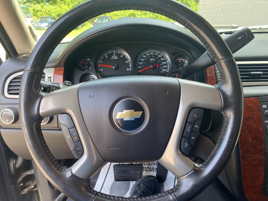 Used Chevrolet Tahoe 4WD 4dr 1500 LT 2013 | M&M Motors International. Clinton, Connecticut Used Chevrolet Tahoe 4WD 4dr 1500 LT 2013 | M&M Motors International. Clinton, Connecticut