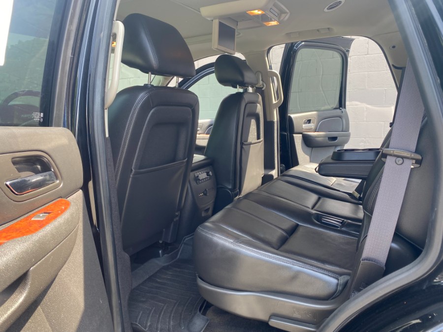 Used Chevrolet Tahoe 4WD 4dr 1500 LT 2013 | M&M Motors International. Clinton, Connecticut Used Chevrolet Tahoe 4WD 4dr 1500 LT 2013 | M&M Motors International. Clinton, Connecticut