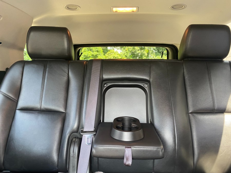 Used Chevrolet Tahoe 4WD 4dr 1500 LT 2013 | M&M Motors International. Clinton, Connecticut Used Chevrolet Tahoe 4WD 4dr 1500 LT 2013 | M&M Motors International. Clinton, Connecticut