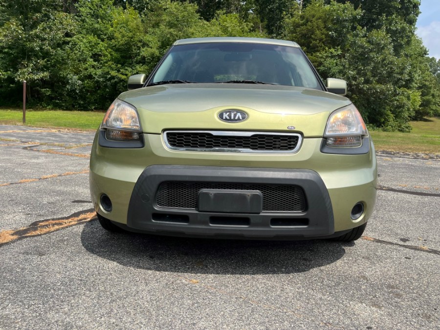 2010 Kia Soul 5dr Wgn Auto +, available for sale in Norwich, Connecticut | MACARA Vehicle Services, Inc. Norwich, Connecticut 2010 Kia Soul 5dr Wgn Auto +, available for sale in Norwich, Connecticut | MACARA Vehicle Services, Inc. Norwich, Connecticut