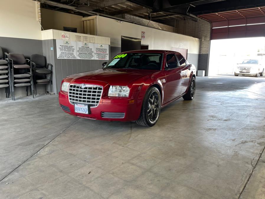 Used Chrysler 300 4dr Sdn 300 RWD 2007 | U Save Auto Auction. Garden Grove, California Used Chrysler 300 4dr Sdn 300 RWD 2007 | U Save Auto Auction. Garden Grove, California