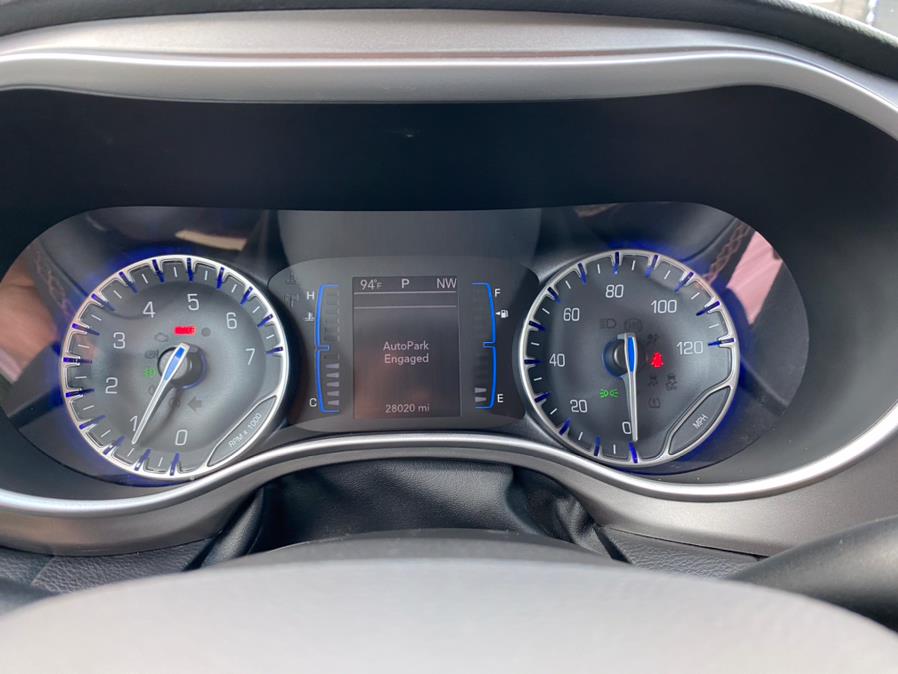2020 Chrysler Pacifica Touring L FWD, available for sale in Lodi, New Jersey | European Auto Expo. Lodi, New Jersey 2020 Chrysler Pacifica Touring L FWD, available for sale in Lodi, New Jersey | European Auto Expo. Lodi, New Jersey