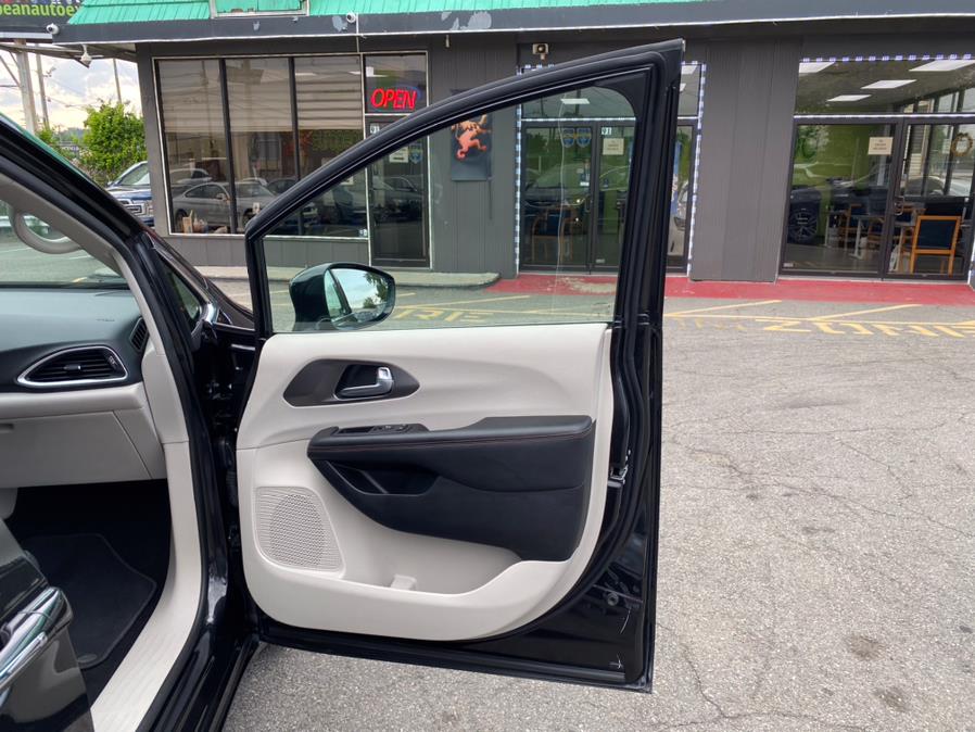 2020 Chrysler Pacifica Touring L FWD, available for sale in Lodi, New Jersey | European Auto Expo. Lodi, New Jersey 2020 Chrysler Pacifica Touring L FWD, available for sale in Lodi, New Jersey | European Auto Expo. Lodi, New Jersey