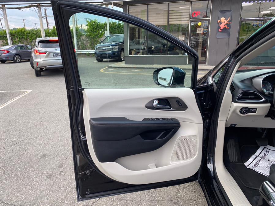 2020 Chrysler Pacifica Touring L FWD, available for sale in Lodi, New Jersey | European Auto Expo. Lodi, New Jersey 2020 Chrysler Pacifica Touring L FWD, available for sale in Lodi, New Jersey | European Auto Expo. Lodi, New Jersey