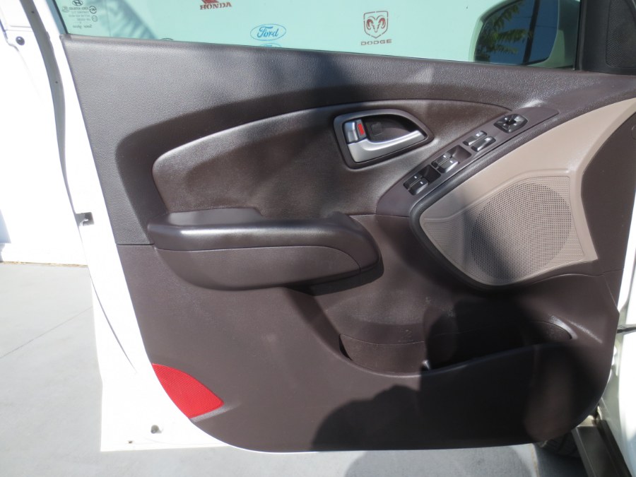 Used Hyundai Tucson AWD 4dr Auto Limited 2013 | Auto Max Of Santa Ana. Santa Ana, California Used Hyundai Tucson AWD 4dr Auto Limited 2013 | Auto Max Of Santa Ana. Santa Ana, California