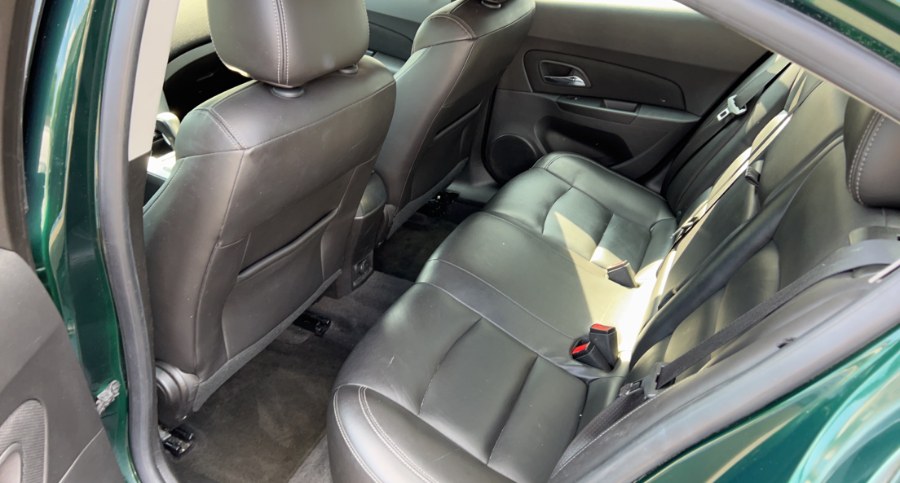 2015 Chevrolet Cruze 4dr Sdn Auto 2LT, available for sale in Waterbury, Connecticut | West End Automotive Center. Waterbury, Connecticut 2015 Chevrolet Cruze 4dr Sdn Auto 2LT, available for sale in Waterbury, Connecticut | West End Automotive Center. Waterbury, Connecticut