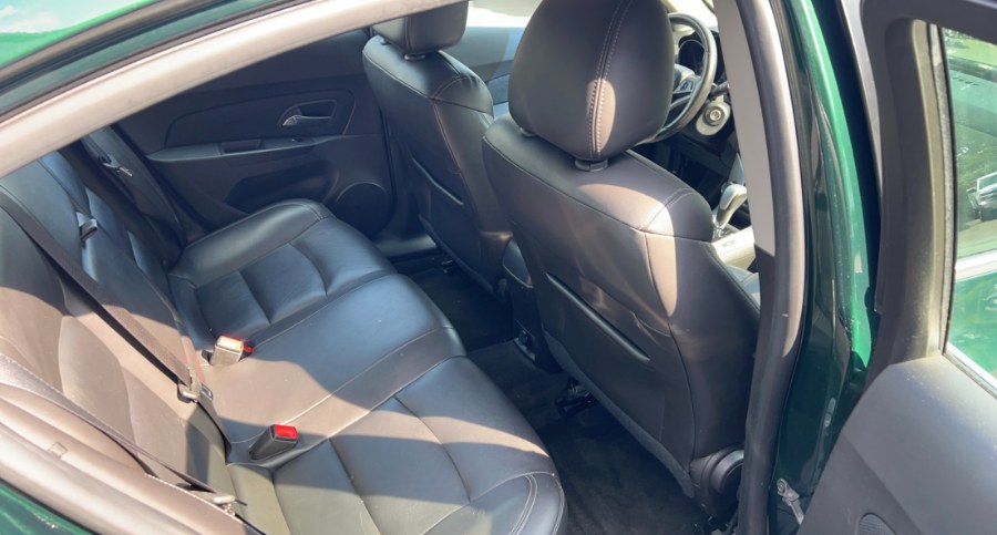 2015 Chevrolet Cruze 4dr Sdn Auto 2LT, available for sale in Waterbury, Connecticut | West End Automotive Center. Waterbury, Connecticut 2015 Chevrolet Cruze 4dr Sdn Auto 2LT, available for sale in Waterbury, Connecticut | West End Automotive Center. Waterbury, Connecticut