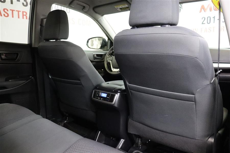 Used Toyota Highlander LE 2019 | Fast Track Motors. Paterson, New Jersey Used Toyota Highlander LE 2019 | Fast Track Motors. Paterson, New Jersey