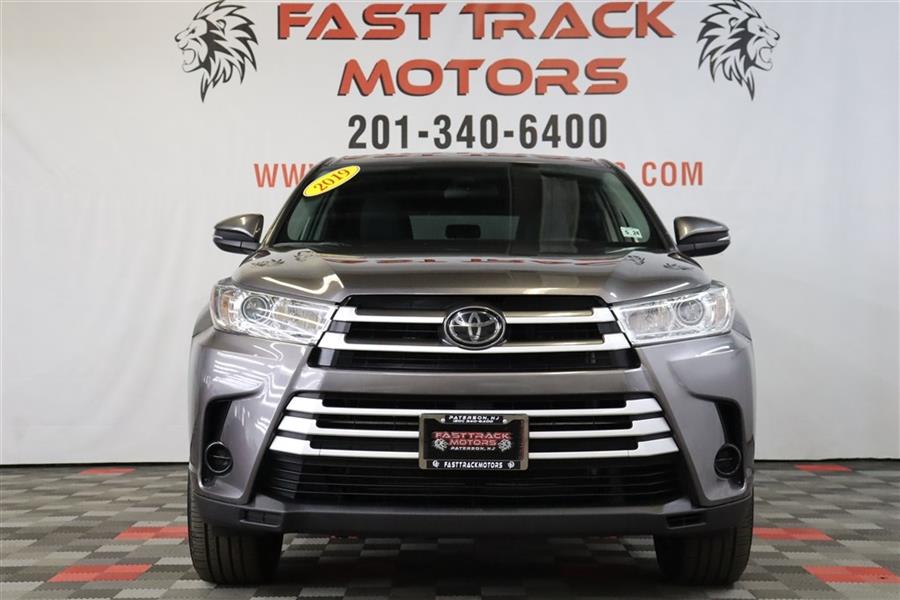 Used Toyota Highlander LE 2019 | Fast Track Motors. Paterson, New Jersey Used Toyota Highlander LE 2019 | Fast Track Motors. Paterson, New Jersey