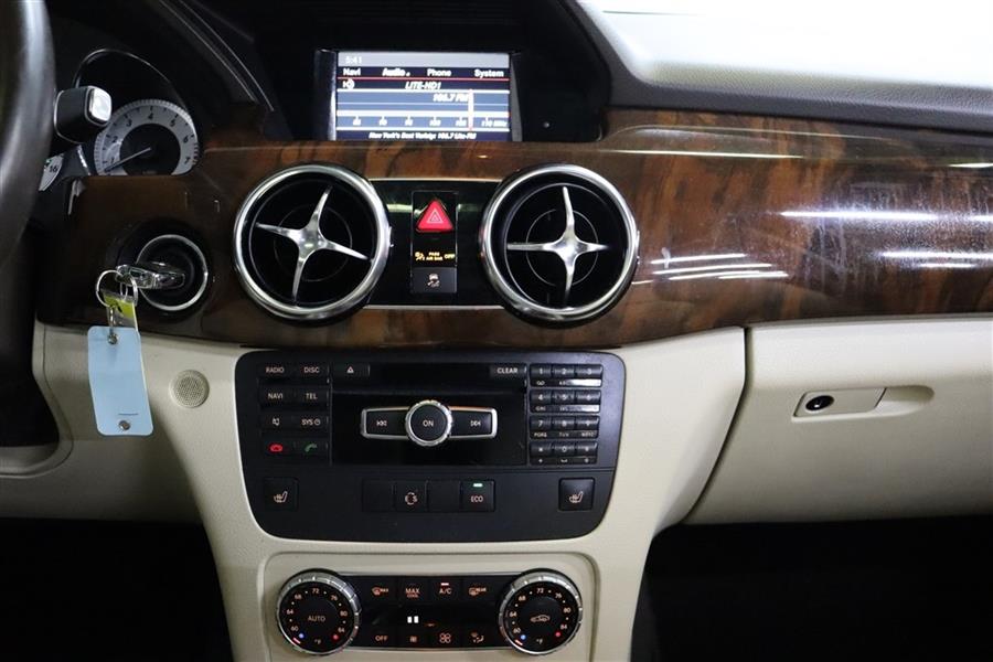 2013 Mercedes-benz Glk 350 4MATIC, available for sale in Paterson, New Jersey | Fast Track Motors. Paterson, New Jersey 2013 Mercedes-benz Glk 350 4MATIC, available for sale in Paterson, New Jersey | Fast Track Motors. Paterson, New Jersey
