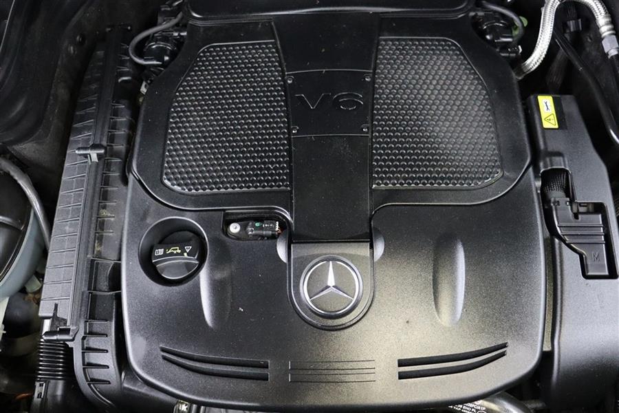 2013 Mercedes-benz Glk 350 4MATIC, available for sale in Paterson, New Jersey | Fast Track Motors. Paterson, New Jersey 2013 Mercedes-benz Glk 350 4MATIC, available for sale in Paterson, New Jersey | Fast Track Motors. Paterson, New Jersey