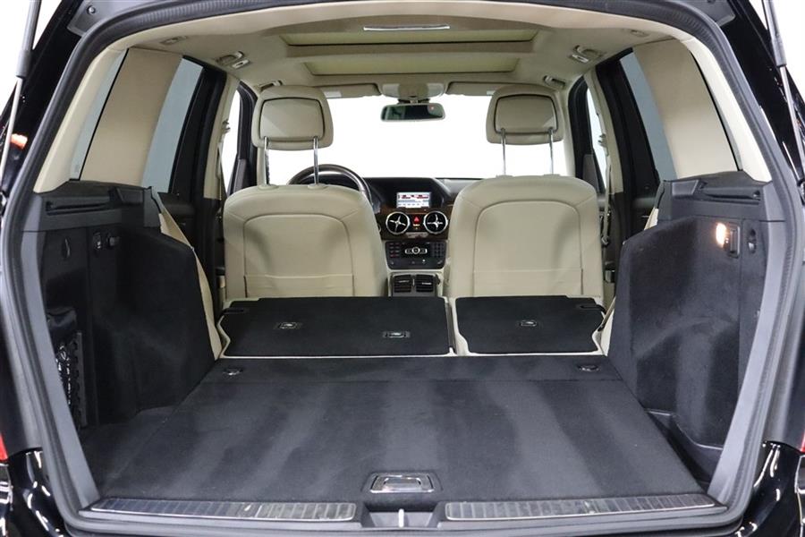 2013 Mercedes-benz Glk 350 4MATIC, available for sale in Paterson, New Jersey | Fast Track Motors. Paterson, New Jersey 2013 Mercedes-benz Glk 350 4MATIC, available for sale in Paterson, New Jersey | Fast Track Motors. Paterson, New Jersey