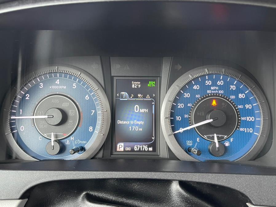 Used Toyota Sienna XLE FWD 8-Passenger (Natl) 2020 | Auto Haus of Irvington Corp. Irvington , New Jersey