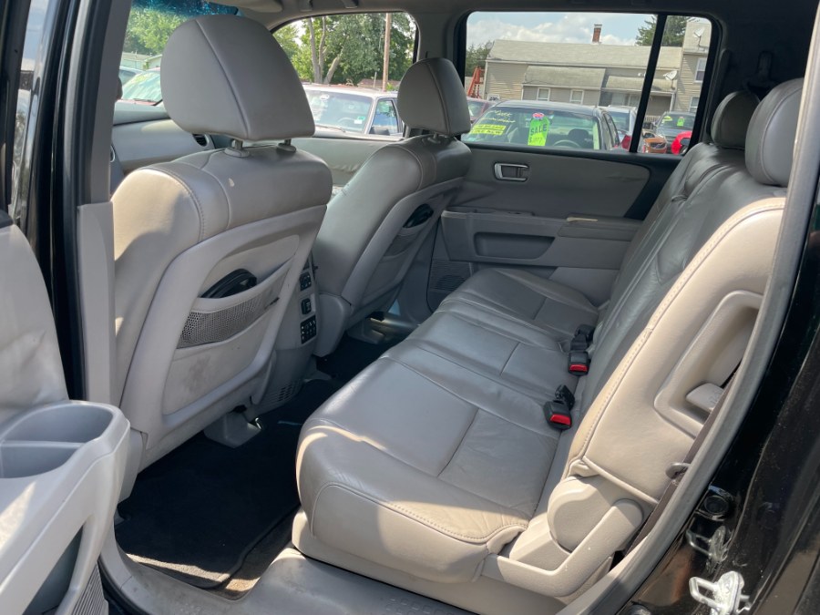 Used Honda Pilot 4WD 4dr EX-L w/RES 2011 | CT Car Co LLC. East Windsor, Connecticut Used Honda Pilot 4WD 4dr EX-L w/RES 2011 | CT Car Co LLC. East Windsor, Connecticut