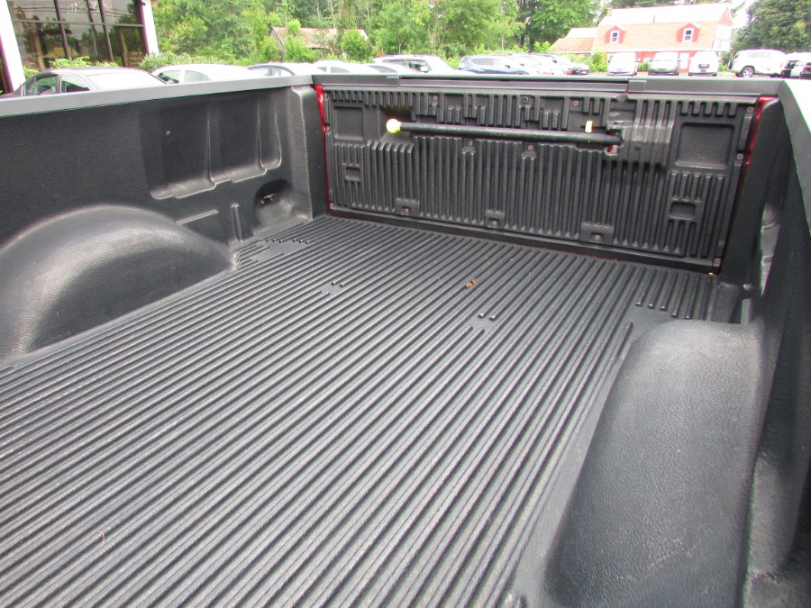 2010 Ford F-150 4WD SuperCab 145" Lariat, available for sale in East Windsor, Connecticut | United Auto Sales of E Windsor, Inc. East Windsor, Connecticut 2010 Ford F-150 4WD SuperCab 145" Lariat, available for sale in East Windsor, Connecticut | United Auto Sales of E Windsor, Inc. East Windsor, Connecticut
