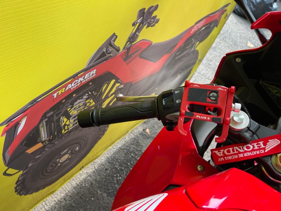 2021 Honda CBR-300R 300, available for sale in Brooklyn, New York | Autoforward Motors Inc.. Brooklyn, New York 2021 Honda CBR-300R 300, available for sale in Brooklyn, New York | Autoforward Motors Inc.. Brooklyn, New York