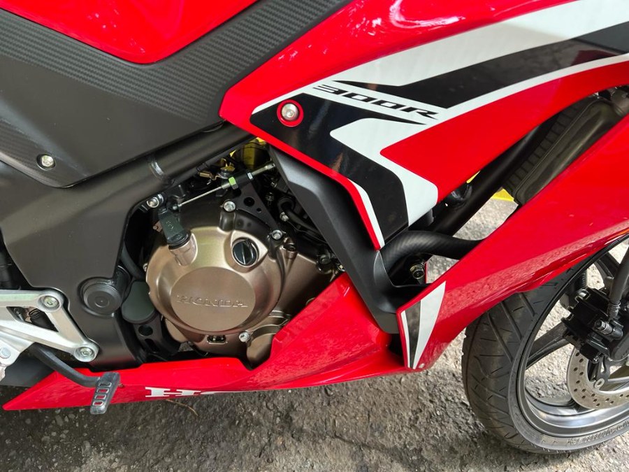 2021 Honda CBR-300R 300, available for sale in Brooklyn, New York | Autoforward Motors Inc.. Brooklyn, New York 2021 Honda CBR-300R 300, available for sale in Brooklyn, New York | Autoforward Motors Inc.. Brooklyn, New York