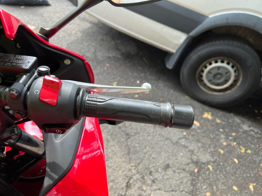 2021 Honda CBR-300R 300, available for sale in Brooklyn, New York | Autoforward Motors Inc.. Brooklyn, New York 2021 Honda CBR-300R 300, available for sale in Brooklyn, New York | Autoforward Motors Inc.. Brooklyn, New York
