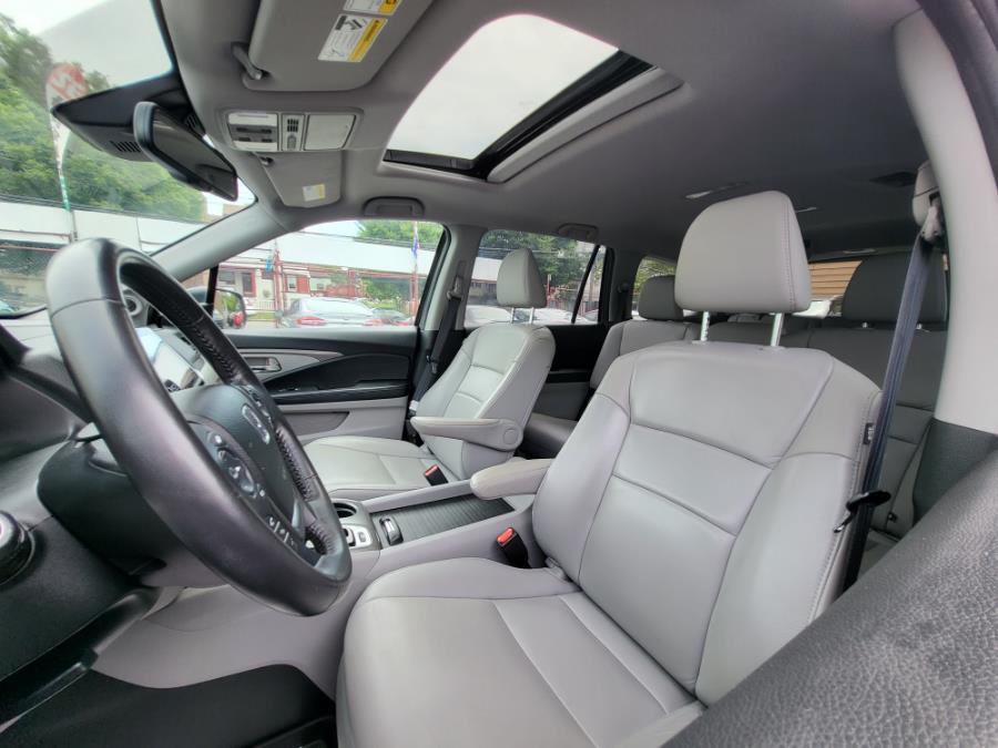 2017 Honda Pilot EX-L w/Honda Sensing AWD, available for sale in Newark, New Jersey | Champion Auto Sales. Newark, New Jersey 2017 Honda Pilot EX-L w/Honda Sensing AWD, available for sale in Newark, New Jersey | Champion Auto Sales. Newark, New Jersey