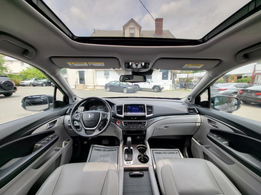 2017 Honda Pilot EX-L w/Honda Sensing AWD, available for sale in Newark, New Jersey | Champion Auto Sales. Newark, New Jersey 2017 Honda Pilot EX-L w/Honda Sensing AWD, available for sale in Newark, New Jersey | Champion Auto Sales. Newark, New Jersey