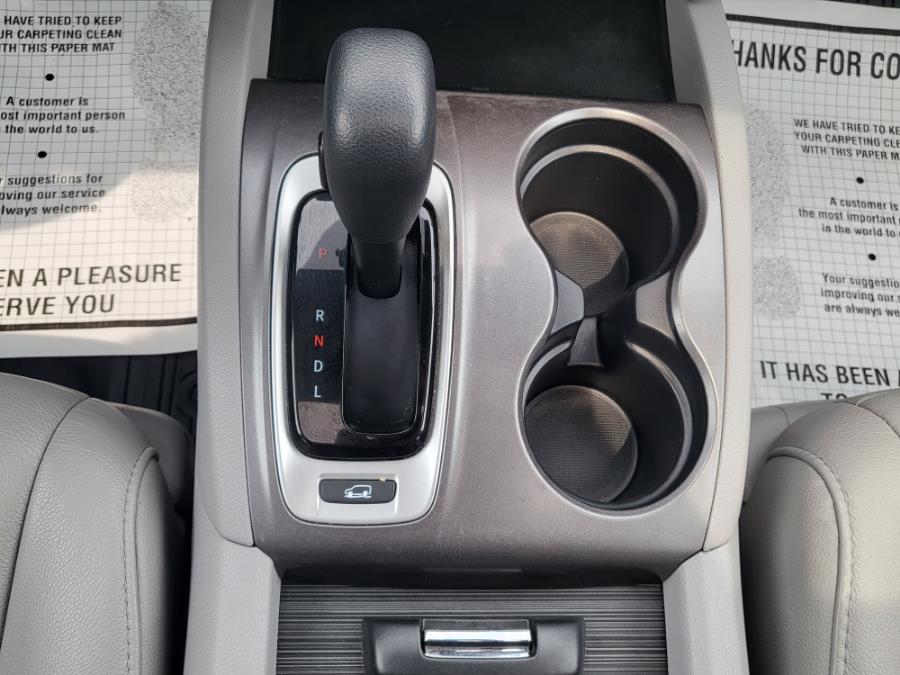 2017 Honda Pilot EX-L w/Honda Sensing AWD, available for sale in Newark, New Jersey | Champion Auto Sales. Newark, New Jersey 2017 Honda Pilot EX-L w/Honda Sensing AWD, available for sale in Newark, New Jersey | Champion Auto Sales. Newark, New Jersey