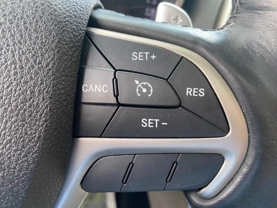 2015 Jeep Grand Cherokee 4WD 4dr Limited, available for sale in Newark, New Jersey | Champion Auto Sales. Newark, New Jersey 2015 Jeep Grand Cherokee 4WD 4dr Limited, available for sale in Newark, New Jersey | Champion Auto Sales. Newark, New Jersey