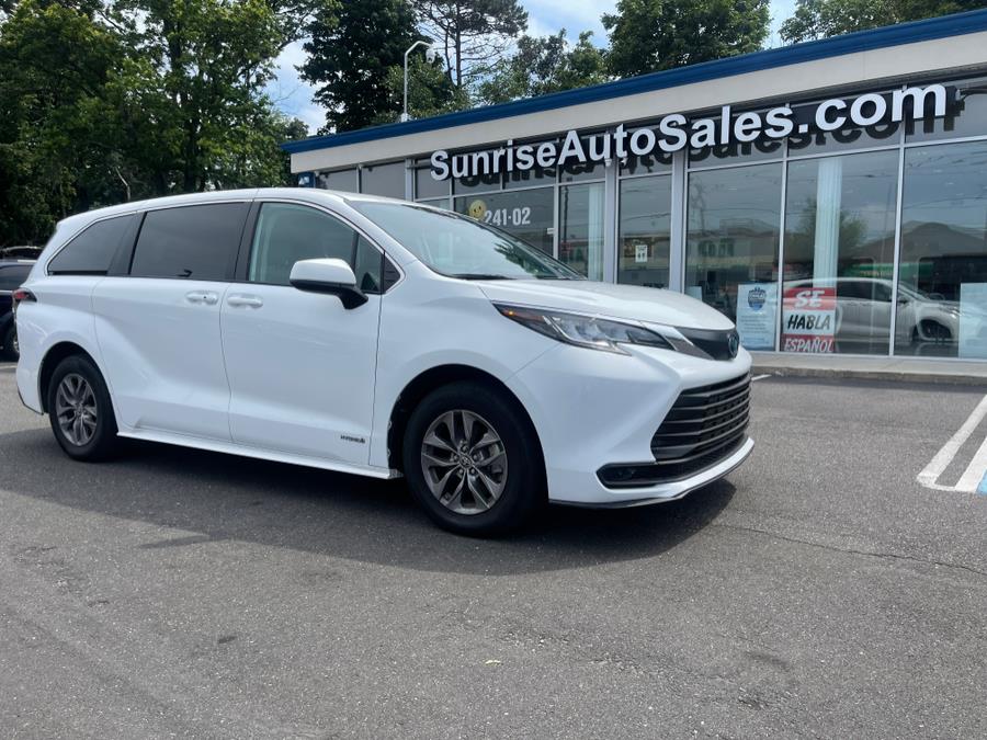 2021 Toyota Sienna LE FWD 8-Passenger (Natl), available for sale in Elmont, New York | Sunrise of Elmont. Elmont, New York 2021 Toyota Sienna LE FWD 8-Passenger (Natl), available for sale in Elmont, New York | Sunrise of Elmont. Elmont, New York