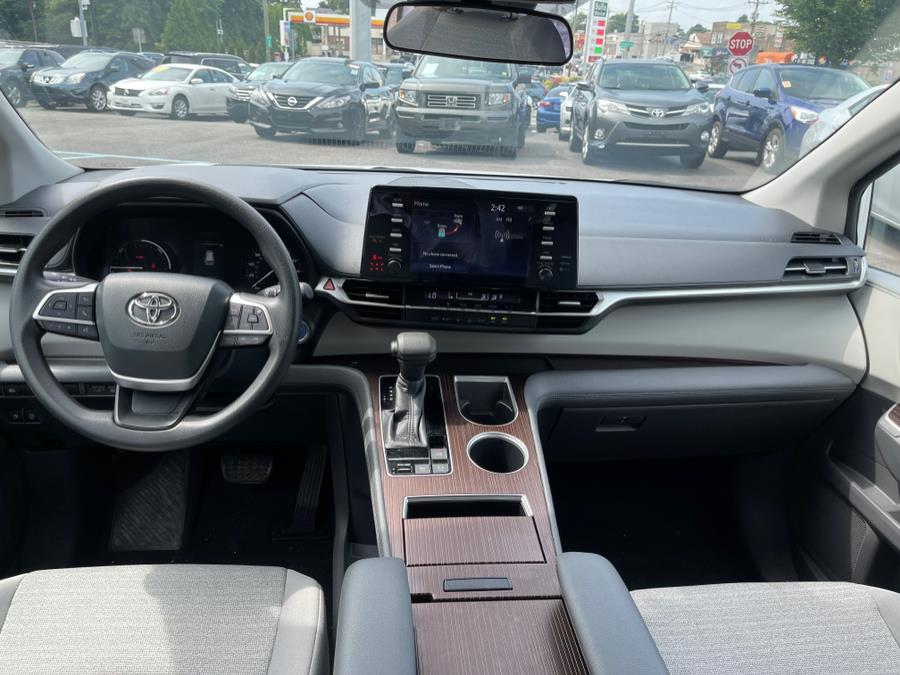 2021 Toyota Sienna LE FWD 8-Passenger (Natl), available for sale in Elmont, New York | Sunrise of Elmont. Elmont, New York 2021 Toyota Sienna LE FWD 8-Passenger (Natl), available for sale in Elmont, New York | Sunrise of Elmont. Elmont, New York