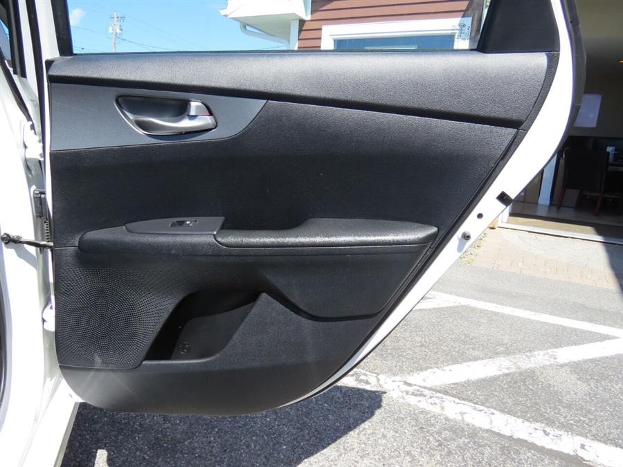 Used Kia Forte LXS 4dr Sedan 2019 | Lake City Exports Inc. Auburn, Maine Used Kia Forte LXS 4dr Sedan 2019 | Lake City Exports Inc. Auburn, Maine