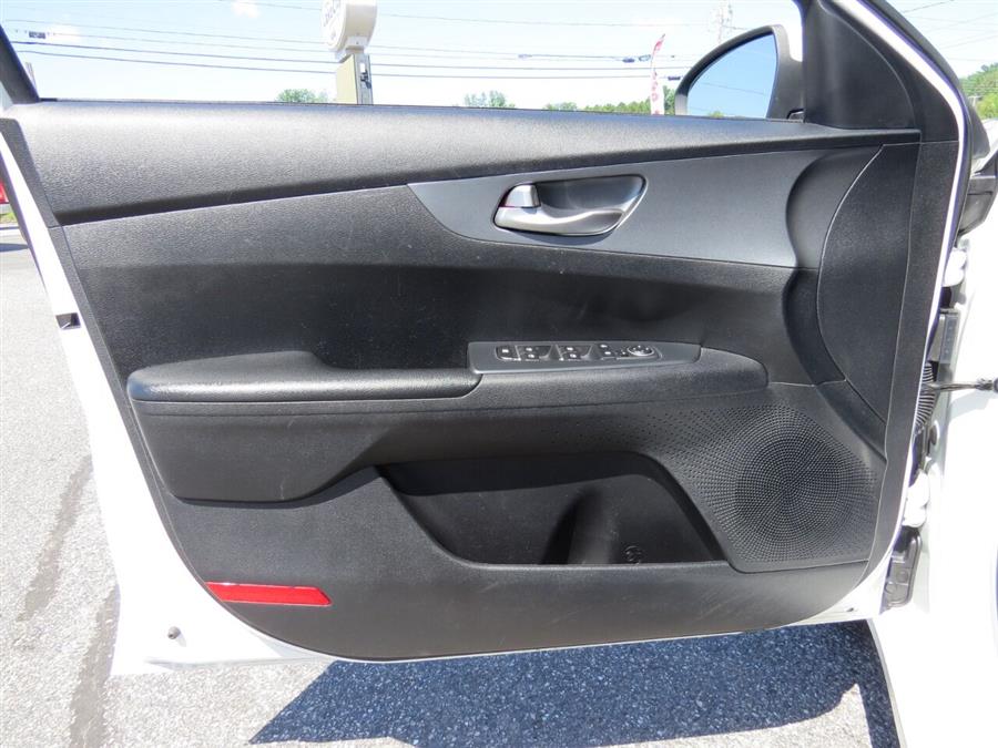 Used Kia Forte LXS 4dr Sedan 2019 | Lake City Exports Inc. Auburn, Maine Used Kia Forte LXS 4dr Sedan 2019 | Lake City Exports Inc. Auburn, Maine