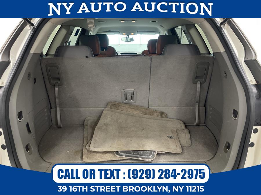 2015 Chevrolet Traverse AWD 4dr LT w/1LT, available for sale in Brooklyn, New York | NY Auto Auction. Brooklyn, New York 2015 Chevrolet Traverse AWD 4dr LT w/1LT, available for sale in Brooklyn, New York | NY Auto Auction. Brooklyn, New York