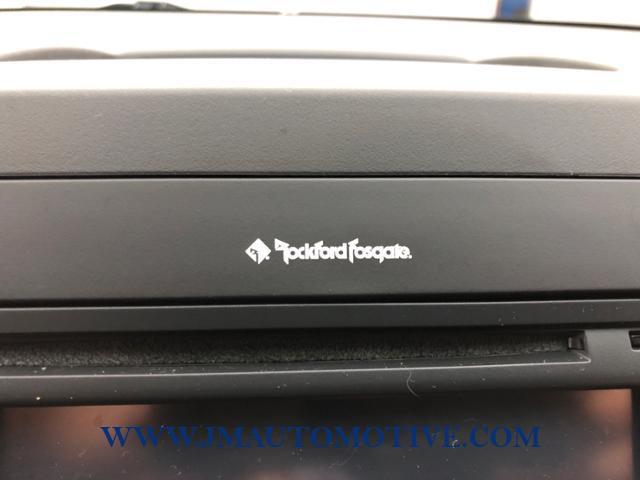 2015 Nissan Frontier 4WD Crew Cab SWB Auto PRO-4X, available for sale in Naugatuck, Connecticut | J&M Automotive Sls&Svc LLC. Naugatuck, Connecticut 2015 Nissan Frontier 4WD Crew Cab SWB Auto PRO-4X, available for sale in Naugatuck, Connecticut | J&M Automotive Sls&Svc LLC. Naugatuck, Connecticut