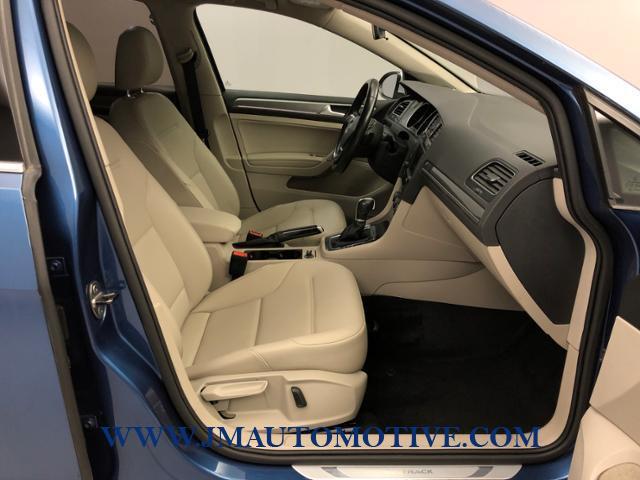 2017 Volkswagen Golf Alltrack 1.8T SE DSG, available for sale in Naugatuck, Connecticut | J&M Automotive Sls&Svc LLC. Naugatuck, Connecticut 2017 Volkswagen Golf Alltrack 1.8T SE DSG, available for sale in Naugatuck, Connecticut | J&M Automotive Sls&Svc LLC. Naugatuck, Connecticut