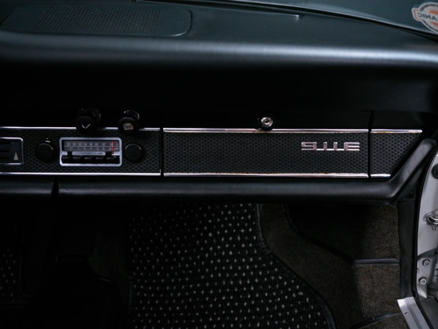 1971 Porsche 911 E Targa, available for sale in North Salem, New York | Meccanic Shop North Inc. North Salem, New York 1971 Porsche 911 E Targa, available for sale in North Salem, New York | Meccanic Shop North Inc. North Salem, New York