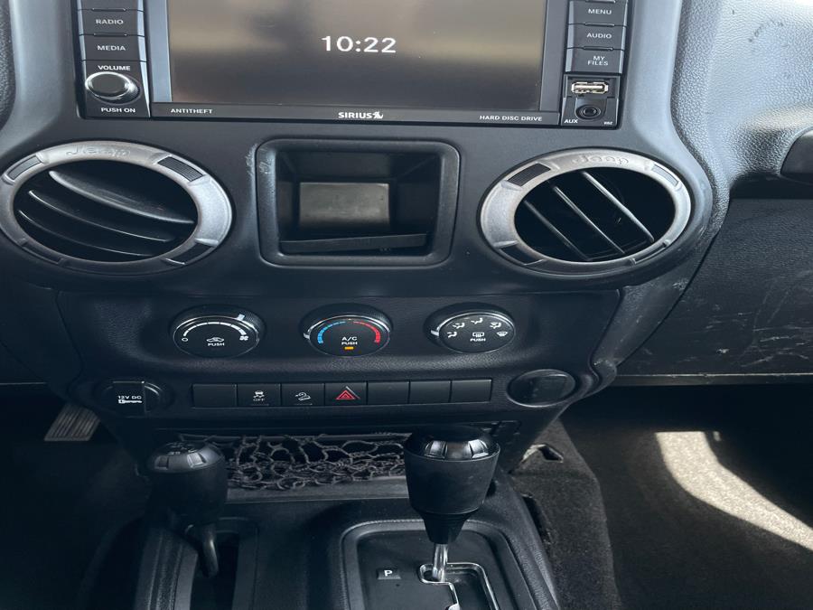 Used Jeep Wrangler Unlimited 4WD 4dr Sport 2014 | Malkoon Motors. Agawam, Massachusetts Used Jeep Wrangler Unlimited 4WD 4dr Sport 2014 | Malkoon Motors. Agawam, Massachusetts