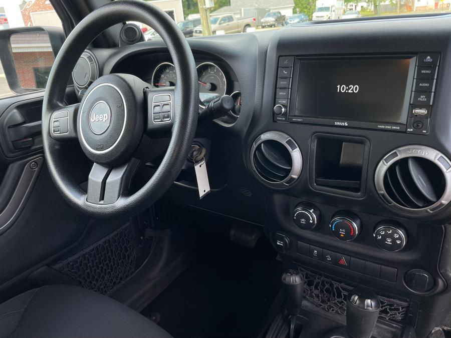 Used Jeep Wrangler Unlimited 4WD 4dr Sport 2014 | Malkoon Motors. Agawam, Massachusetts Used Jeep Wrangler Unlimited 4WD 4dr Sport 2014 | Malkoon Motors. Agawam, Massachusetts